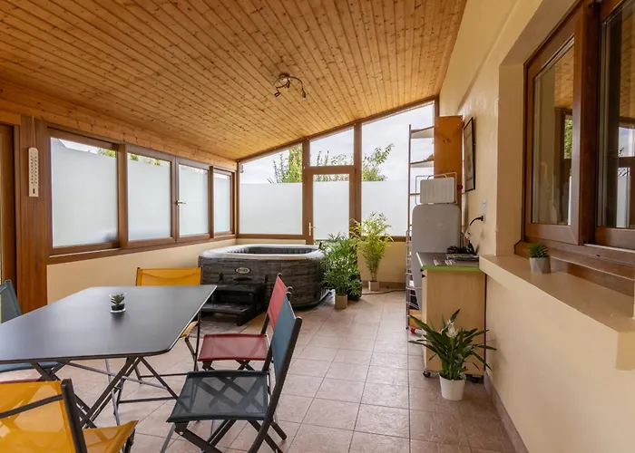 Lesaumurtranquille - Le Poitrineau * Saumur